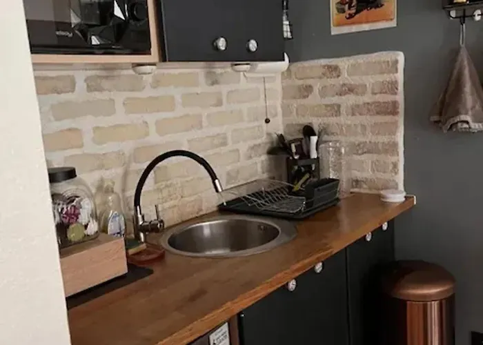 Appartement Convivial A Equemauville De 36 M² Avec Jardin *